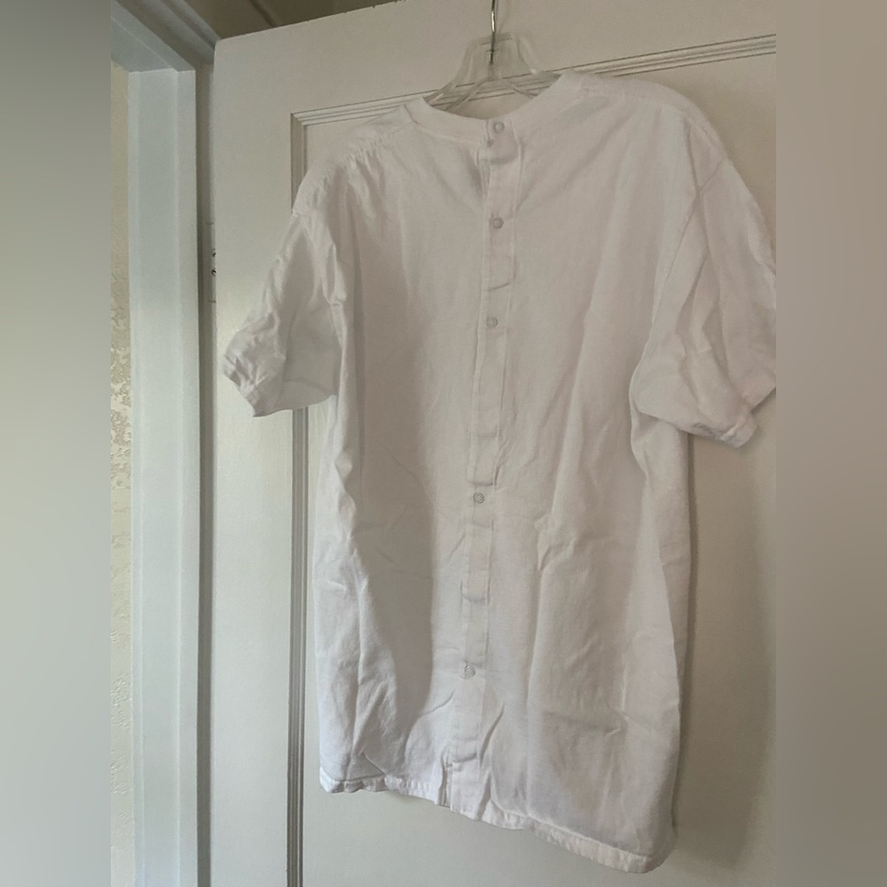 Buck and Buck adaptive men’s t-shirt or undershirt - Picture 4 of 4